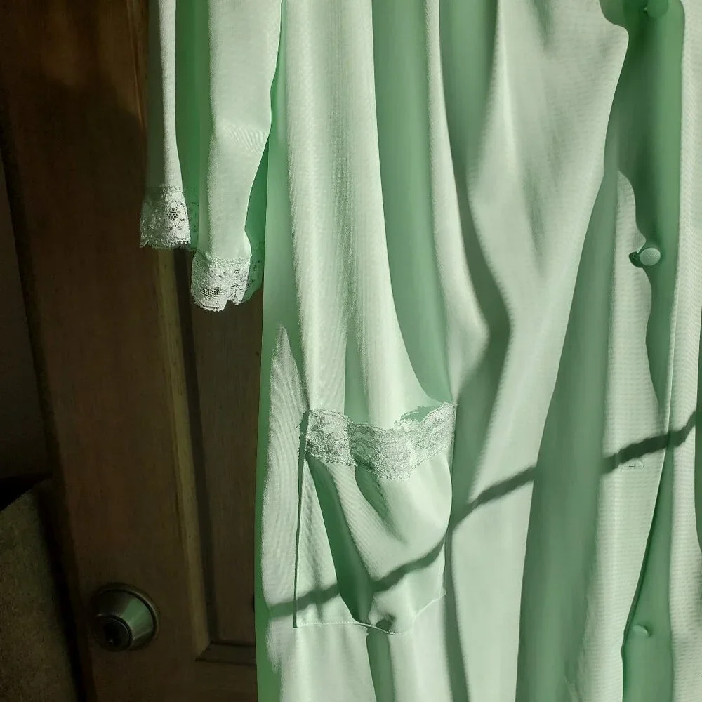 Vintage Shadowline Peignior Set - Picture 6 of 8